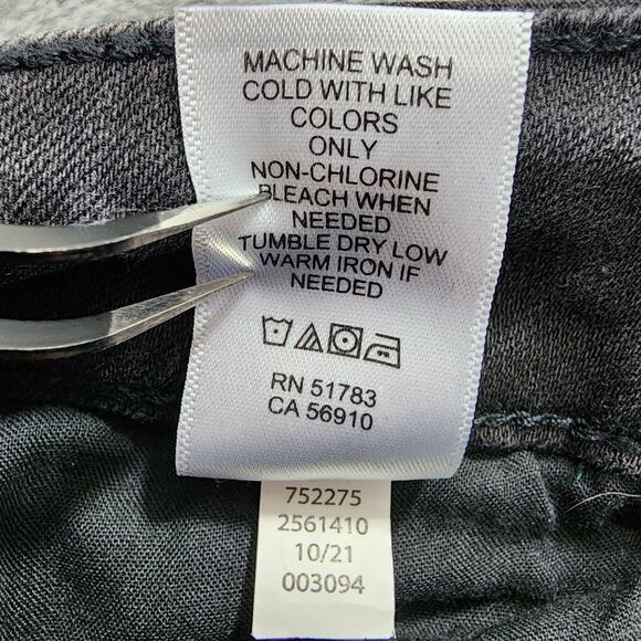 Maurices M. Jeans Women 6 Black Distressed High Rise Skinny Crop Raw Hem Stretch - Picture 7 of 12